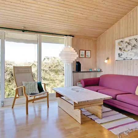4 Bedroom Beautiful In Lokken Tatil Evi *