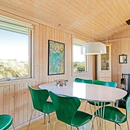 4 Bedroom Beautiful In Lokken * Gronhoj (Nordjylland)